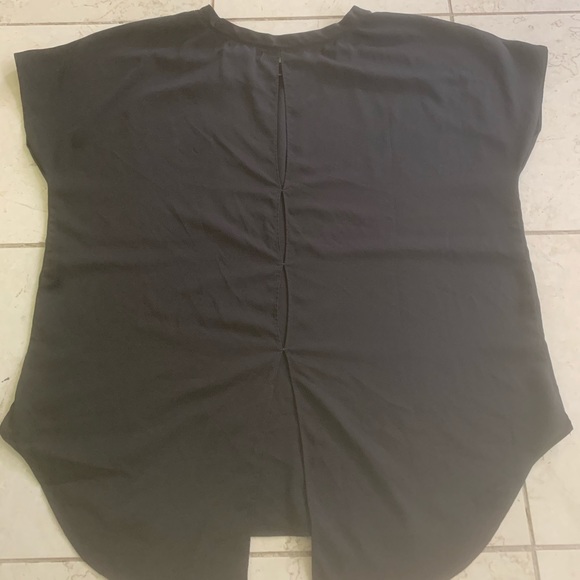 👋🏼SOLD ELSEWHERE🚫Trouve T-shirt - Picture 8 of 8